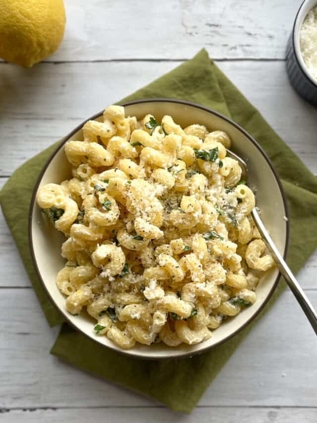 One Pot Pasta with Lemon and Ricotta