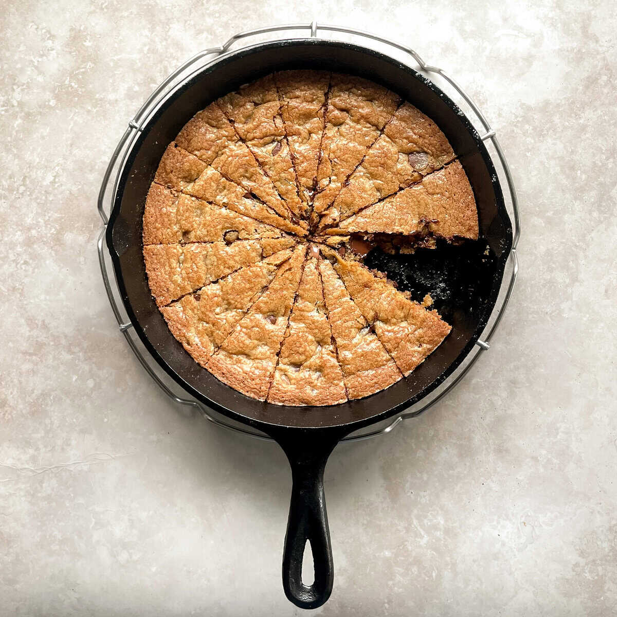 Skillet Chocolate Chip Cookie